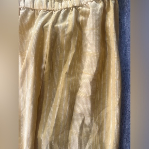 Thread Story Yellow Open Back jumpsuit size medium - Picture 3 of 6